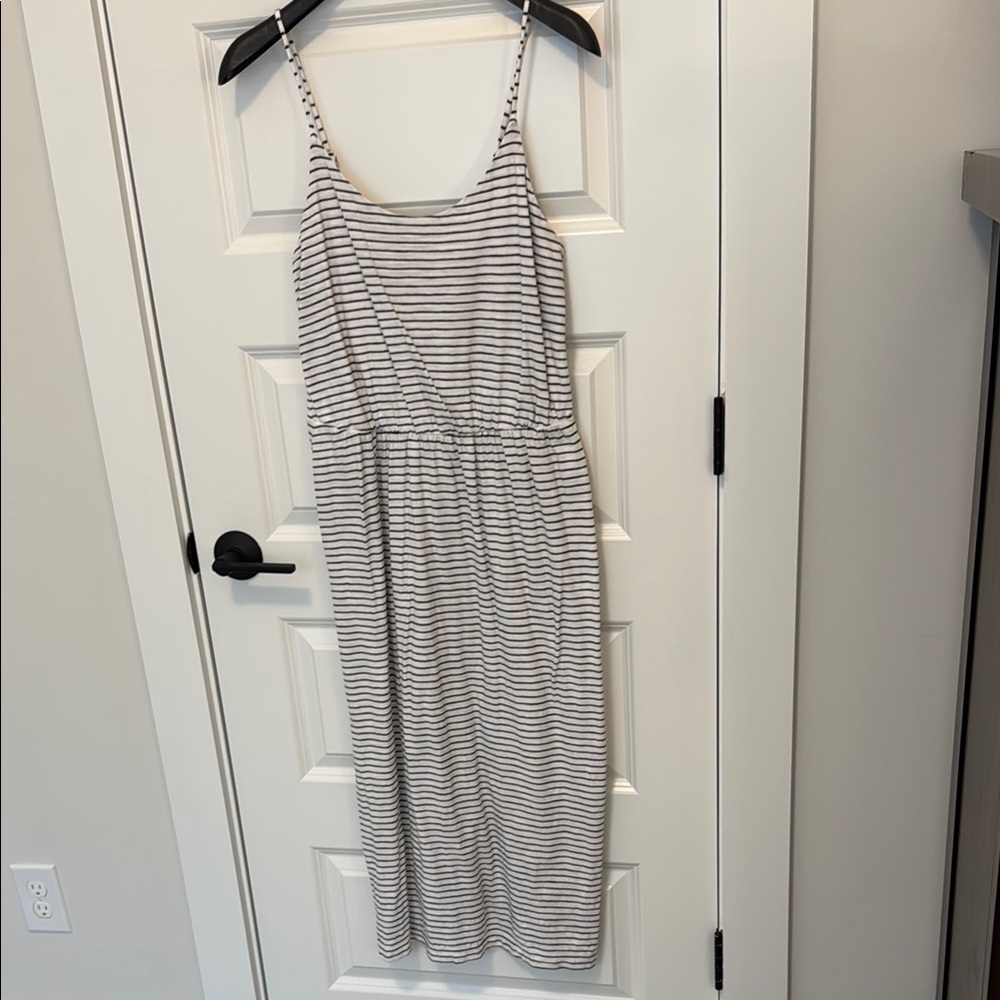 Old Navy Striped Sleeveless Midi Dress